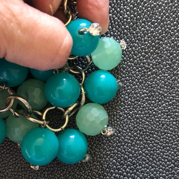 LIZ CLAIBORNE STATEMENT NECKLACE - Picture 3 of 8